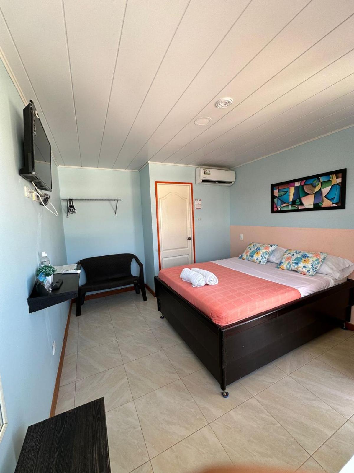 Victoria'S Gennie Bay Village Hostal San Andrés Exteriér fotografie