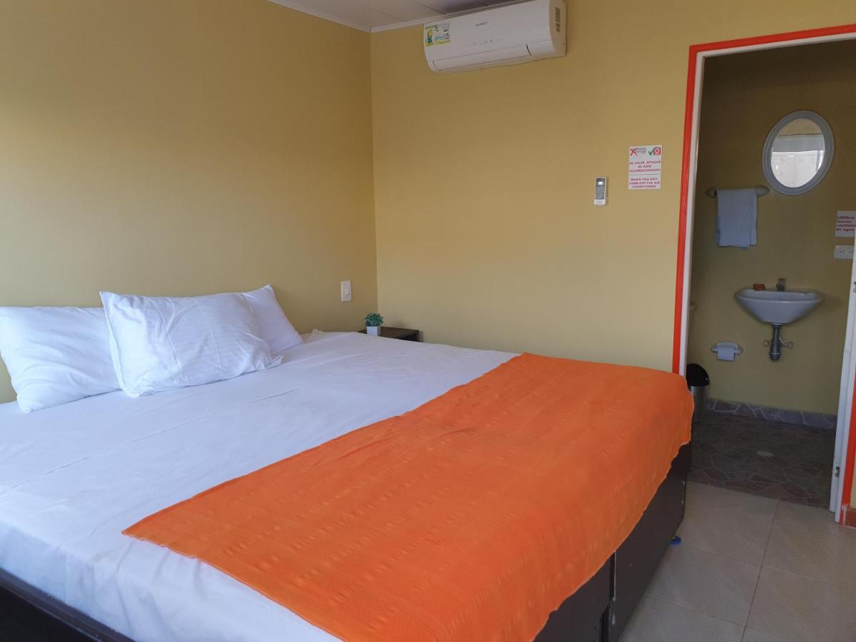 Victoria'S Gennie Bay Village Hostal San Andrés Exteriér fotografie